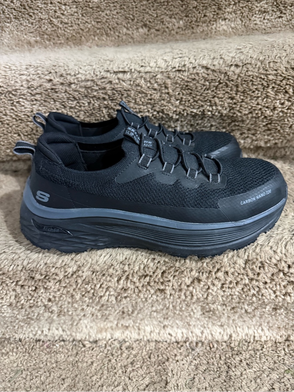 Skechers Max Cushioning Arch Fit 2.0 Womens 10 Men’s 9 Carbon Toe Work Shoes